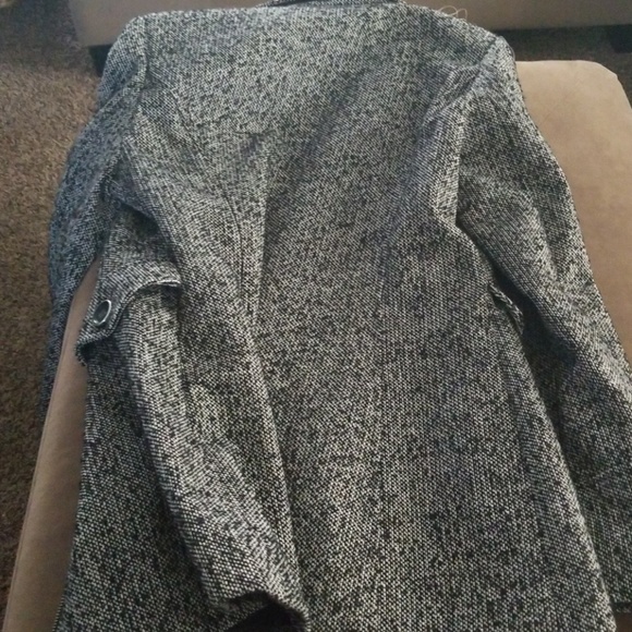 Jacket - Picture 4 of 4